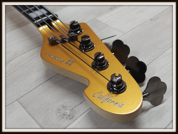Sandberg California II Umbo 4, Custom Color Copper Highgloss, Signature